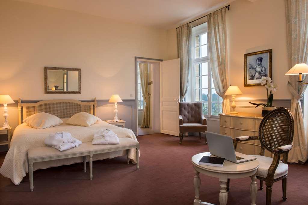 Hotel Chateau De L'Hermitage Понтуаз Номер фото